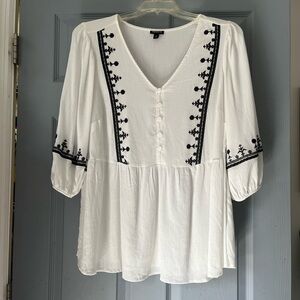 Torrid White Blouse with Black Embroidery
